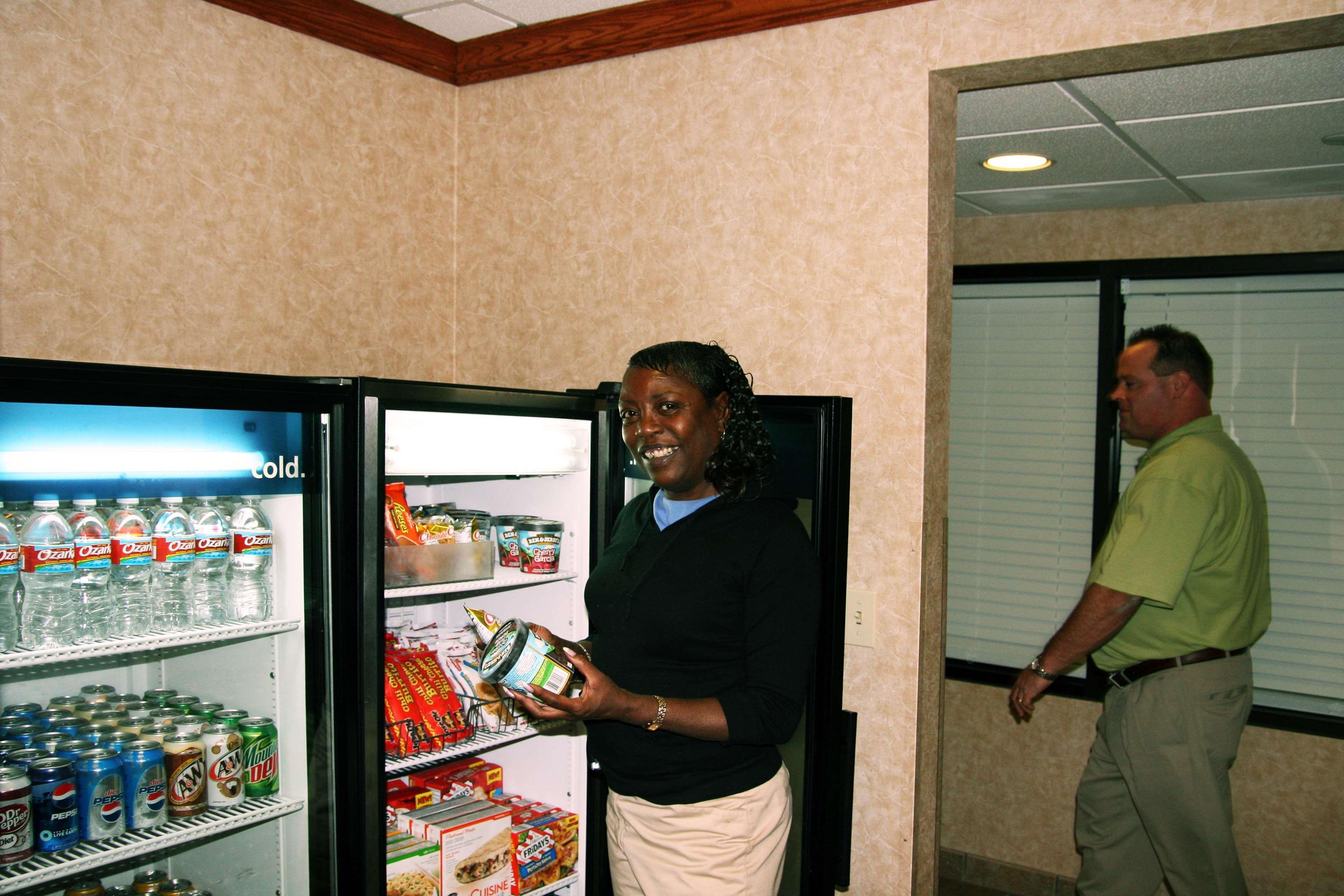 Hampton Inn & Suites Kansas City-Merriam Restaurante foto